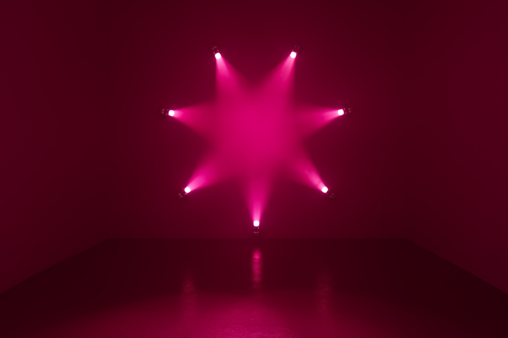 Exhibition view: Ann Veronica Janssens, mars IAC, Villeurbanne/Rhône-Alpes, 2017 Photo © Andrea Rossetti