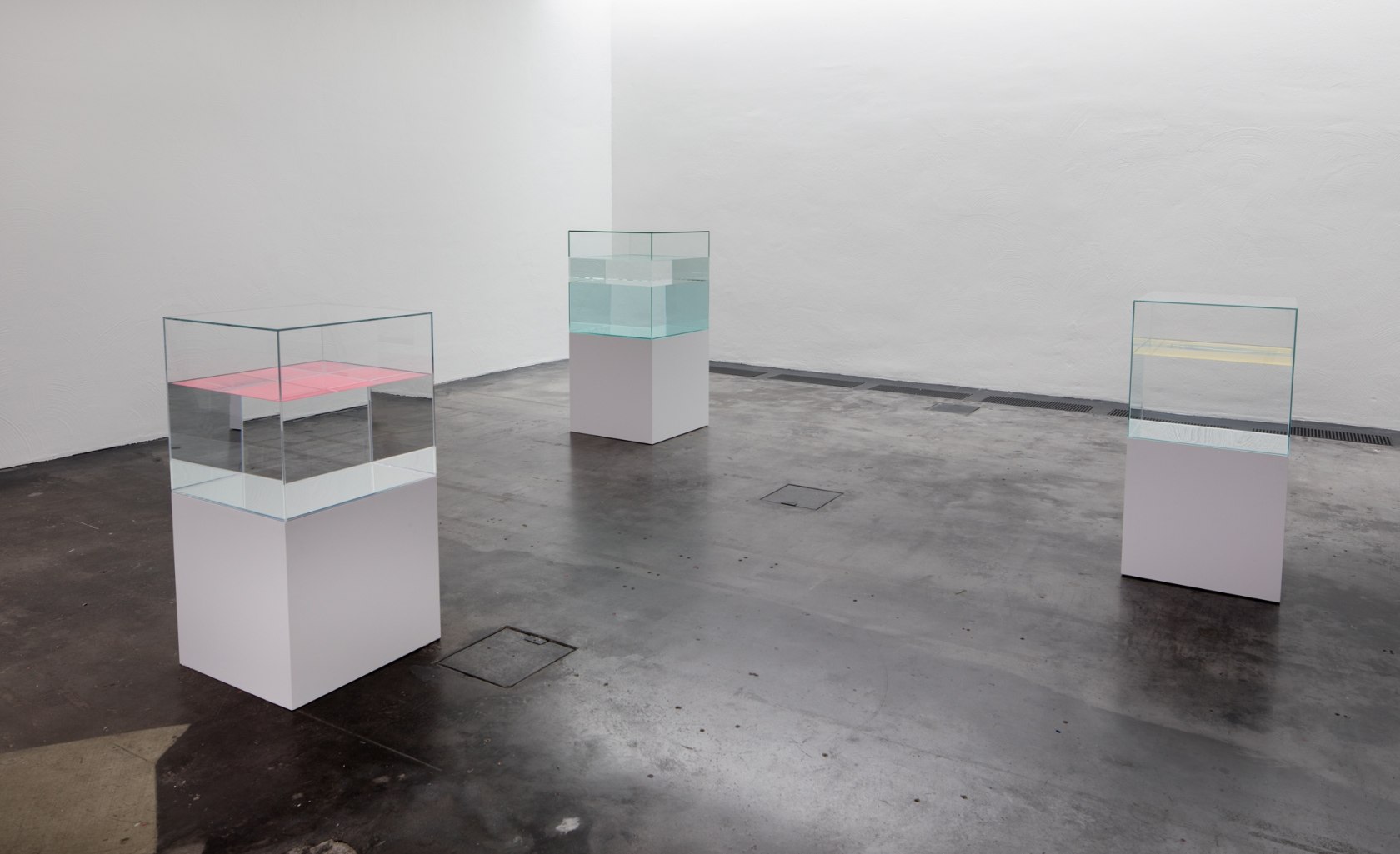 Exhibition view: Ann Veronica Janssens, Kiasma, Helsinki, 2018. Photo: © Finnish National Gallery / Petri Virtanen