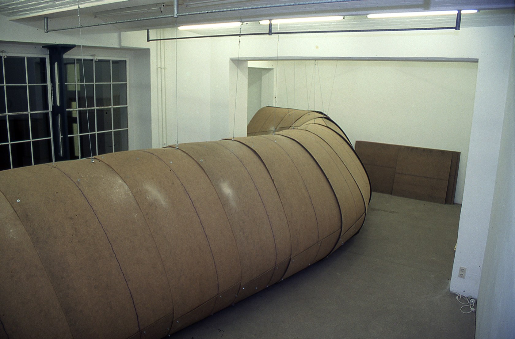 Christoph Keller, Tunnel, 1998. Exhibition view: Christoph Keller, tunnel & lightbox, Schipper & Krome, Berlin, 1998. Photo © Carsten Eisfeld