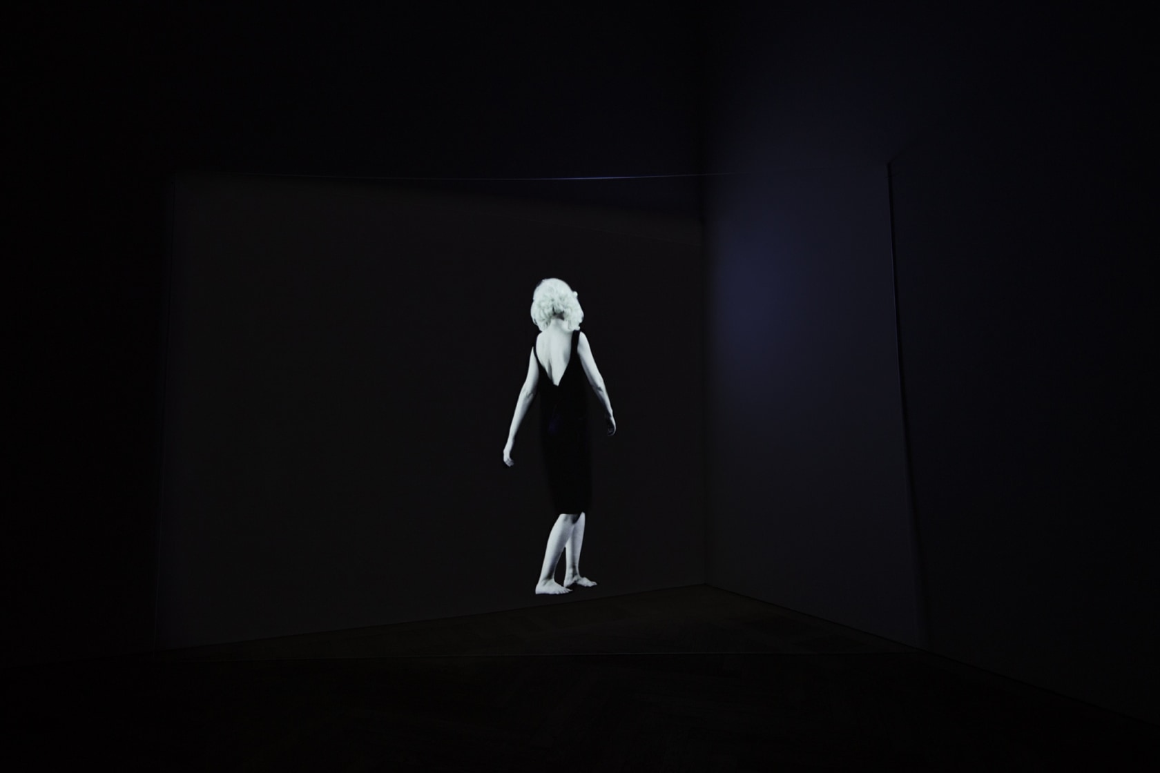 CINEMA (QM.15), 2016 HD video, projector, Plexiglas screen, media player, amplifier, speakers Duration 08:10 min. Finding their way in the...