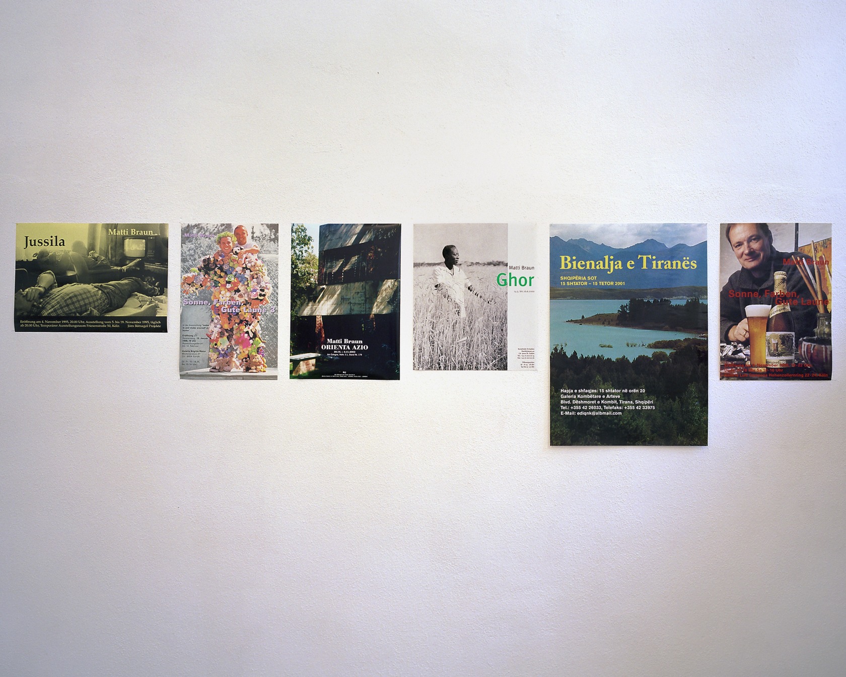 Exhibition view: Matti Braun, S.R., Kunstverein Freiburg, Freiburg, 2003 Photo © Bernhard Strauss