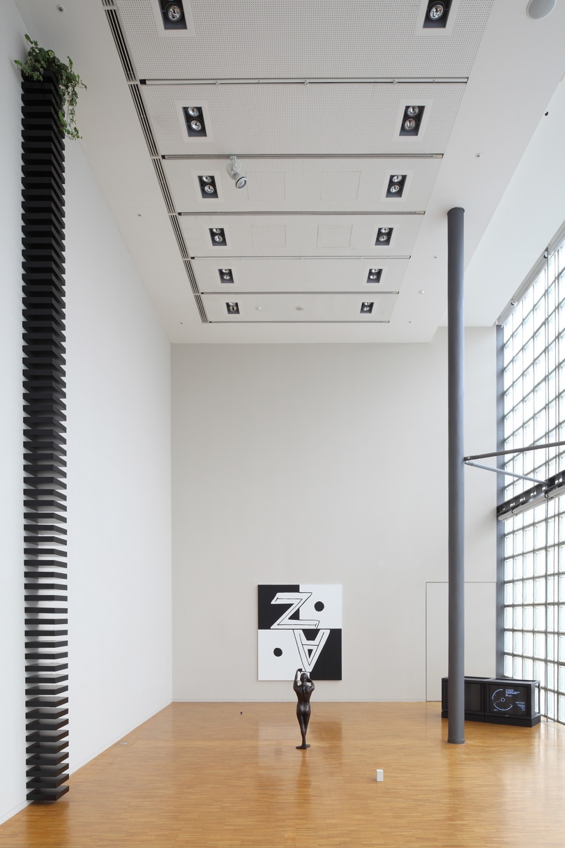 From back to front: 'Scorning the abstract as an innate human device' Ramo Nash, 2011 An alternative timeframe for an...