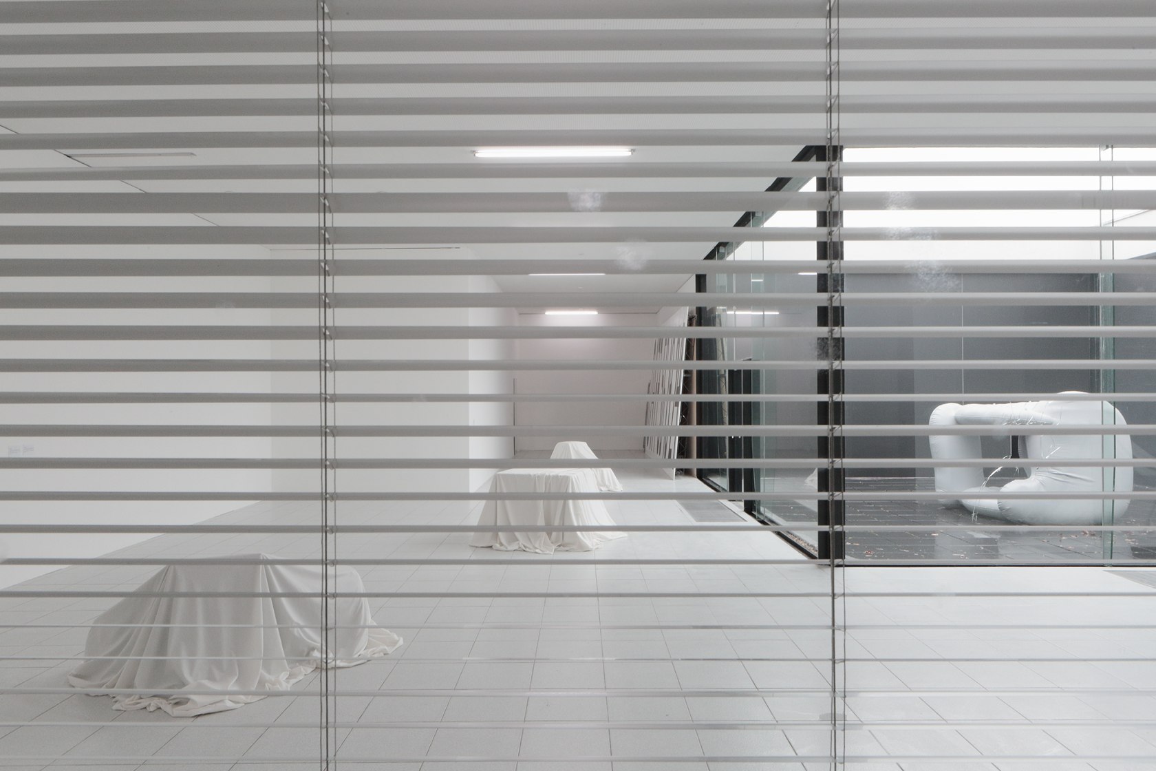 Exhibition view: Ryan Gander, To stand amongst the elements and to interpret what one knows, Museum Dhondt-Dhaenens, Deurle, 2016. ©...