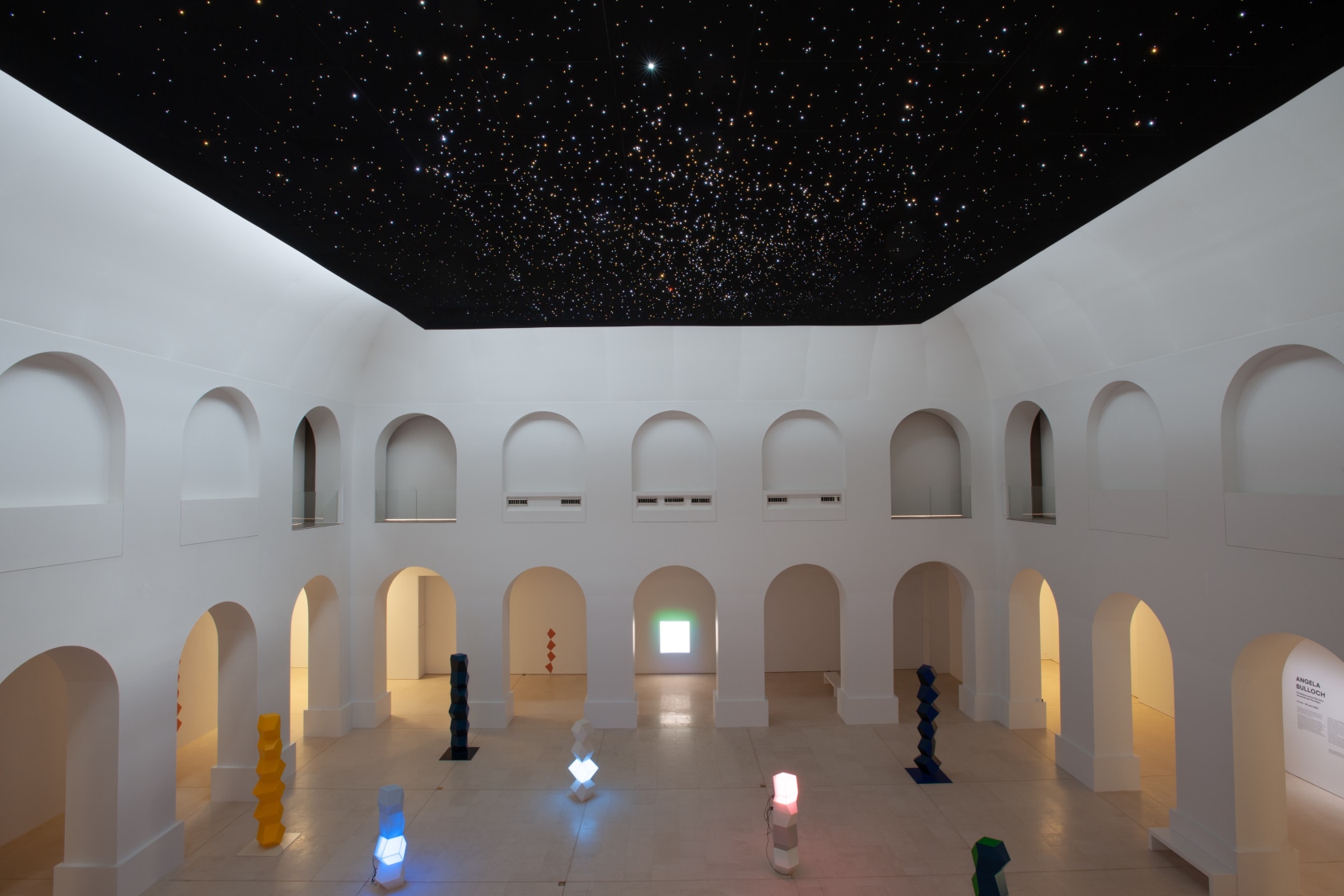 Exhibition view: Angela Bulloch, Perpendicular Paradigm, Musée d'Arts de Nantes, 2022. Photo © Cécile Clos