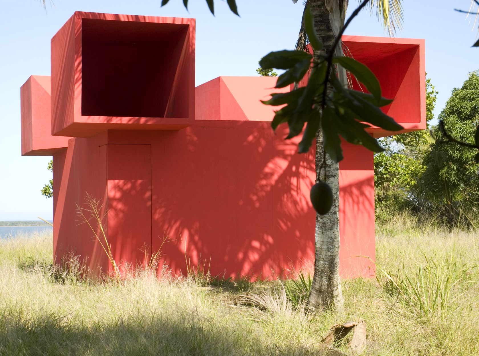 Jean-Pascal Flavien, viewer, 2007 – 2009, Maricá, Rio de Janeiro, 2007-2009. Photo © the artist.