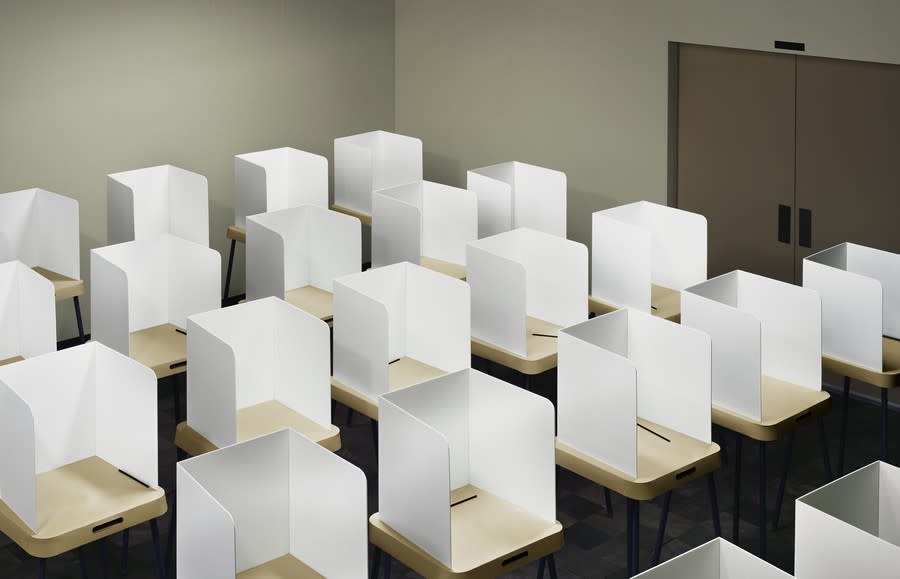 Thomas Demand Ballot, 2018 C-Print/Diasec 180 x 280 cm Image © Thomas Demand, VG Bild-Kunst, Bonn/UPRAVIS, Moscow