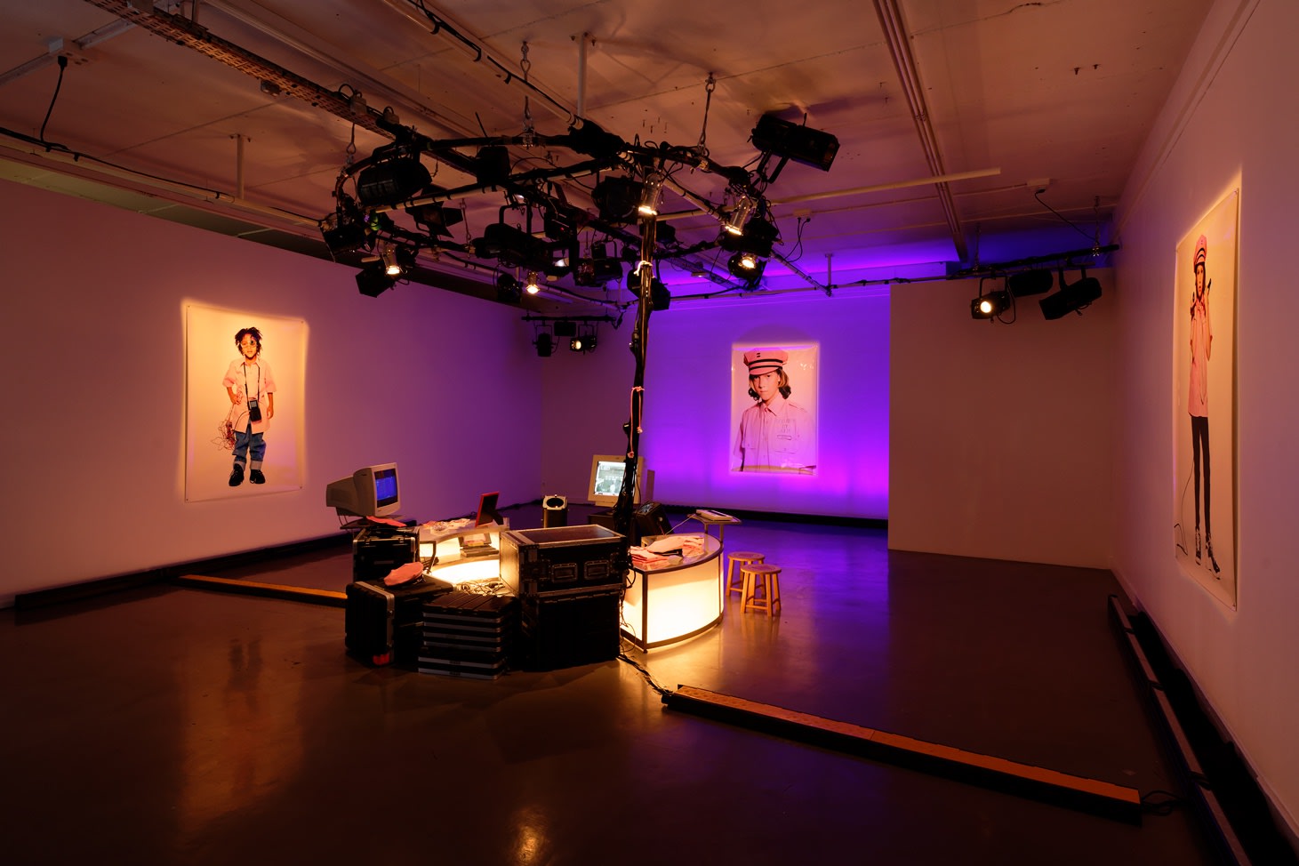 Exhibition view: Julia Scher, Wonderland, Maison Populaire, Montreuil, 2022. Photo © Aurélien Mole