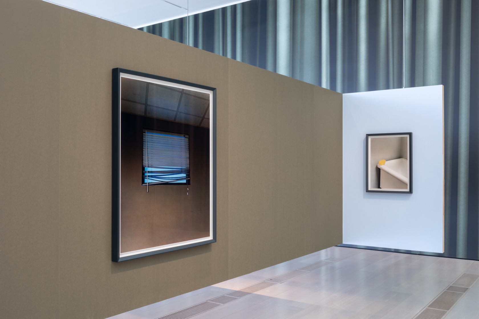 Exhibition view: Mundo de Papel, Centro Botin, Santander, 2021. Photo © Vicente Paredes