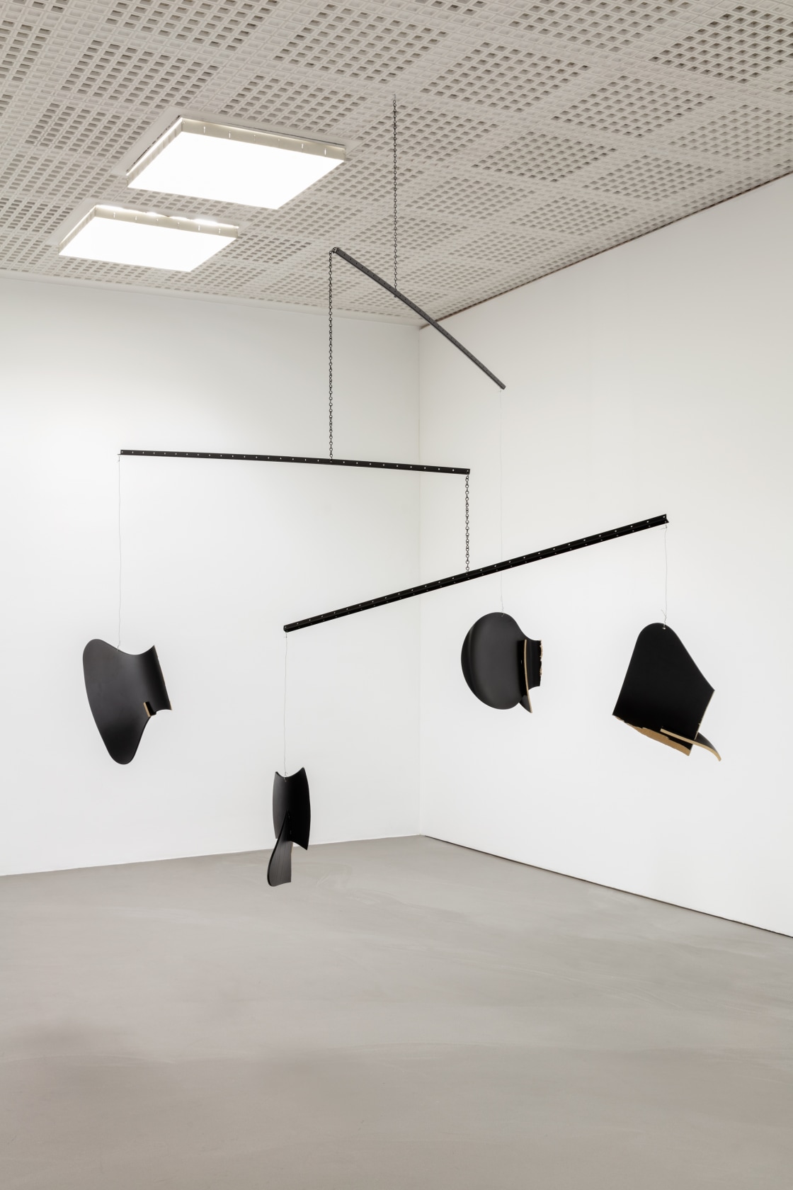 Exhibition view: Recurring Dreams, FAHRBEREITSCHAFT, haubrok foundation, Berlin, 2021. Photo © Andrea Rossetti