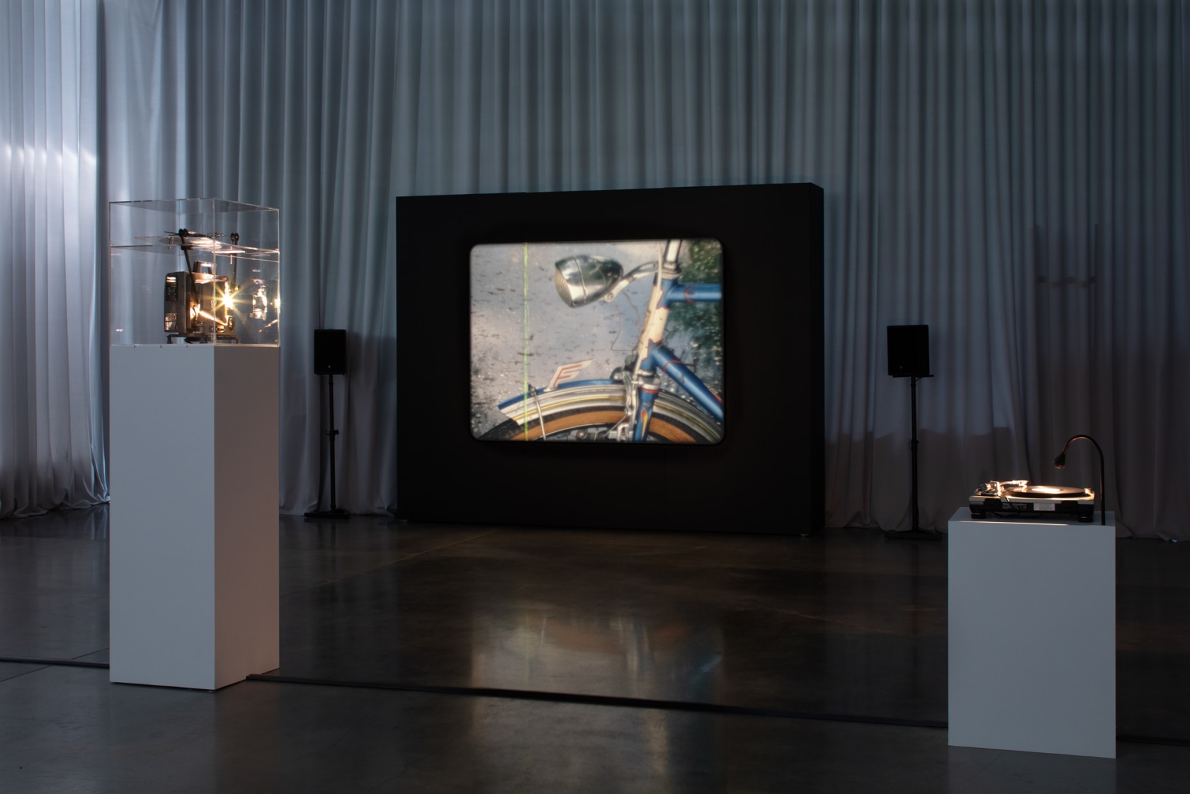 Exhibition view: Phonokinetoscope, Garage Museum of Contemporary Art, Moscow, 2021. Photo © Ivan Erofeev