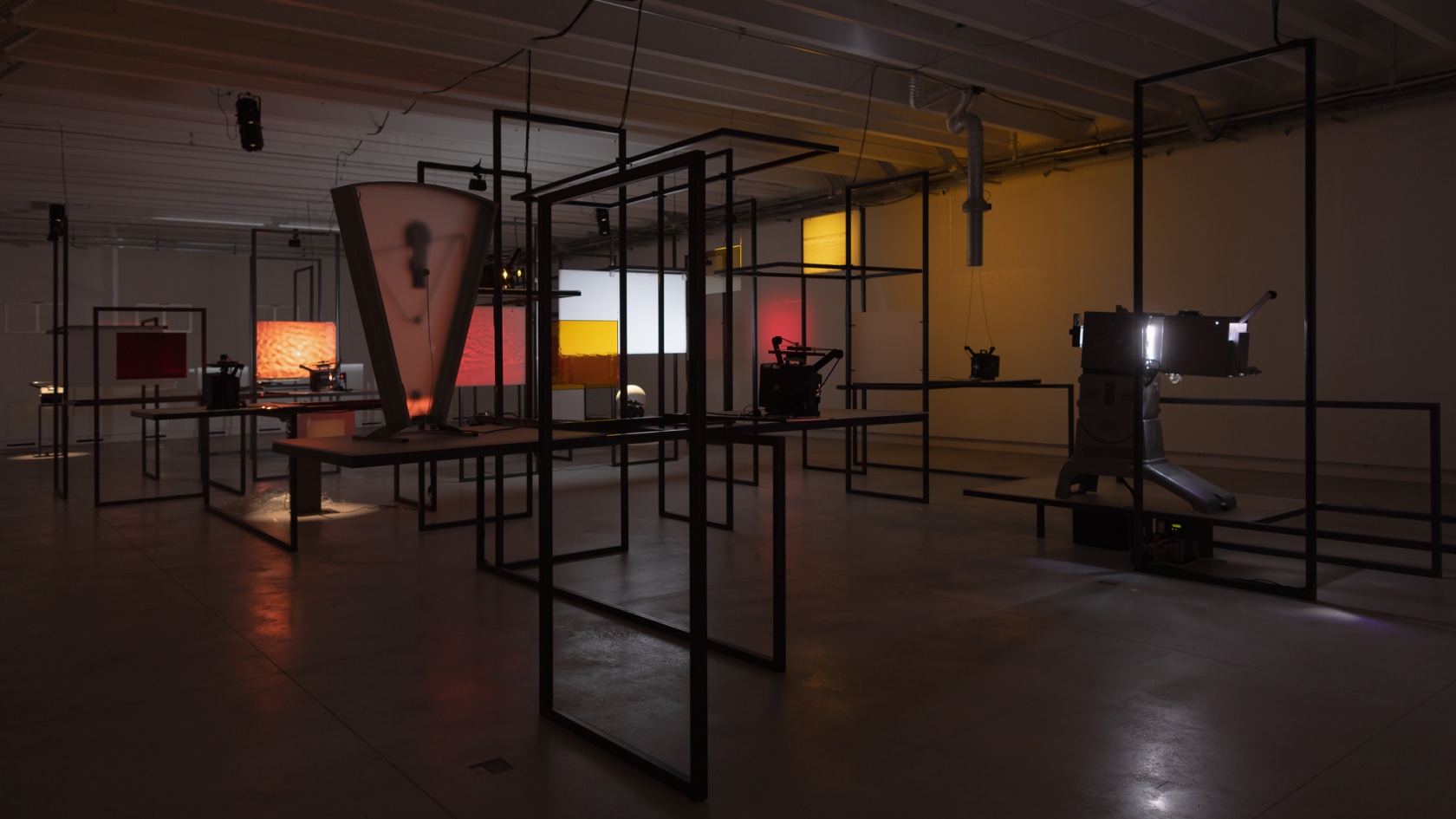 Exhibition view: Rosa Barba, Exhibition Notes, Cukrarna, Ljubljana, 2022. © the artist / VG Bild-Kunst, Bonn, 2022. Photo: Andrej Peunik/MGML