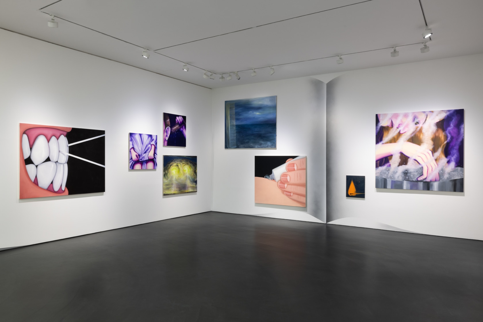 Exhibition view: Karolina Jabłońska, Tomasz Kręcicki, Cyryl Polaczek, Reconciling Apparent Contradictions, Esther Schipper, Berlin, 2023. Photo © Andrea Rossetti