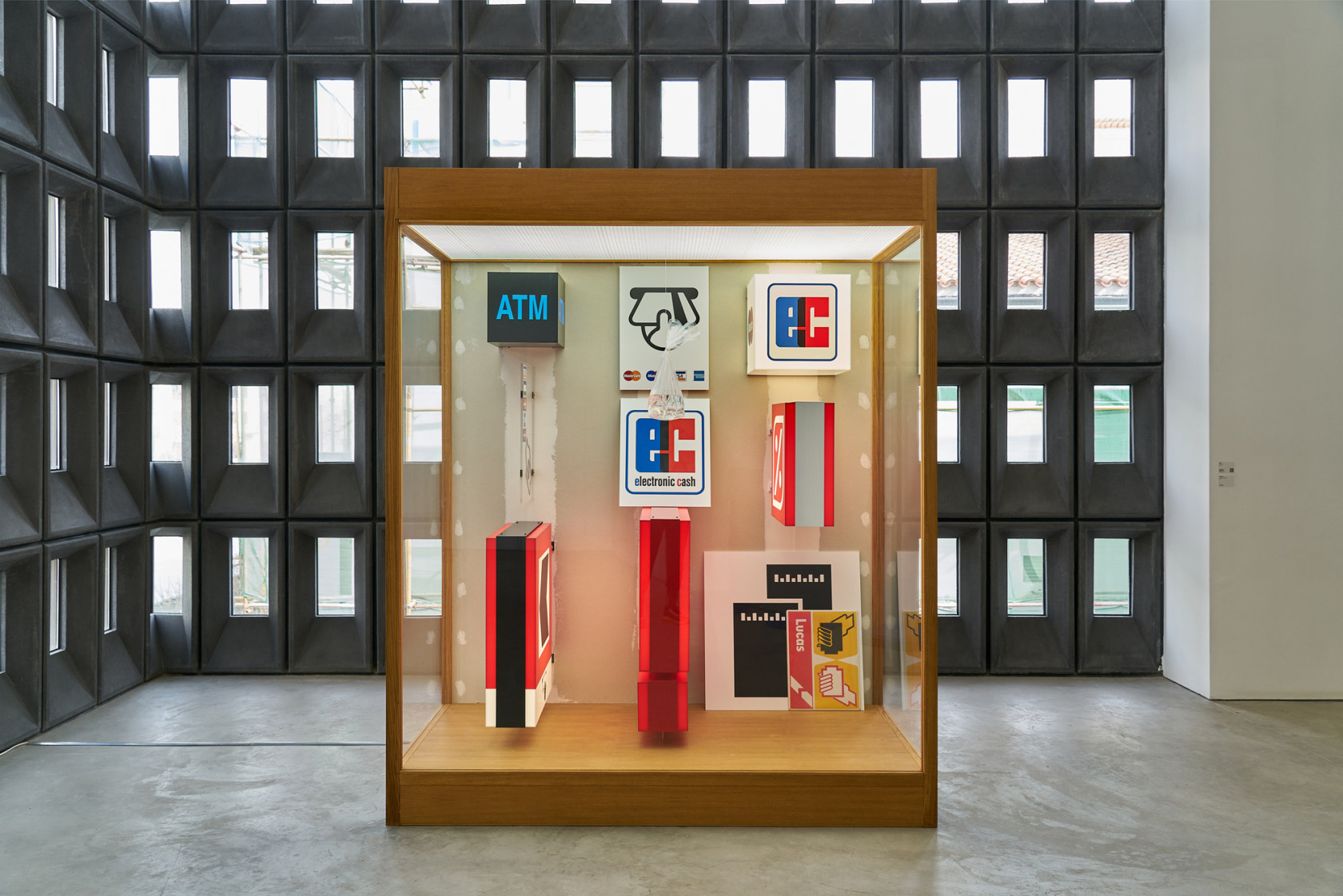 Exhibition view: Gabriel Kuri, Aranya Art Center, March 12 – June 25, 2023. Photo © Sun Shi