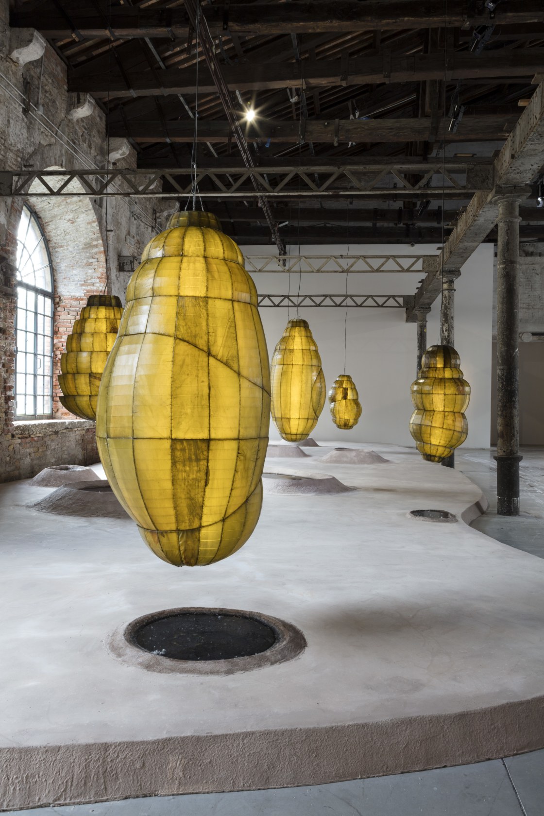 Anicka Yi, Biologizing the Machine (tentacular trouble), 2019. Exhibition view: May You Live in Interesting Times, 58th Venice Biennale, Venice,...