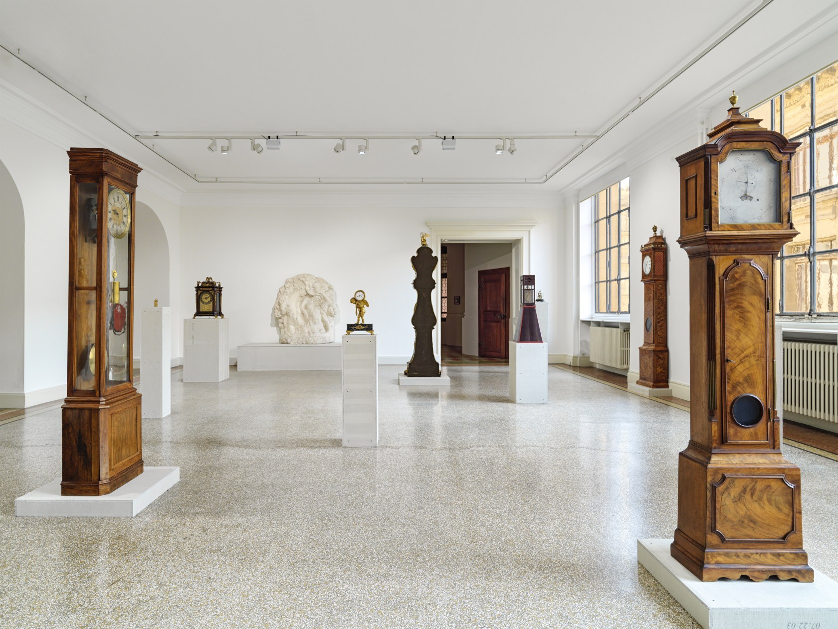 Exhibition view: Ugo Rondinone, when the sun goes down and the moon comes up, Musée d’art et d’histoire de Genève,...