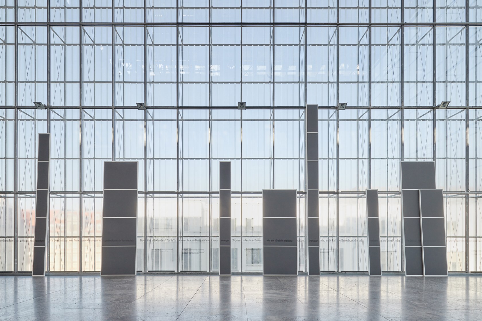 Exhibition view: Hito Steyerl. The City of Broken Windows, Museum der bildenden Künste Leipzig, 2023, Photo: Alexander Schmidt/Punctum