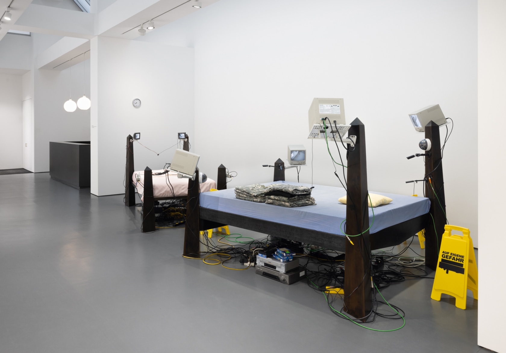 Exhibition view: Julia Scher, Let them know your scarlet heat, let them glisten, Esther Schipper, Berlin 2024. Photo © Andrea...