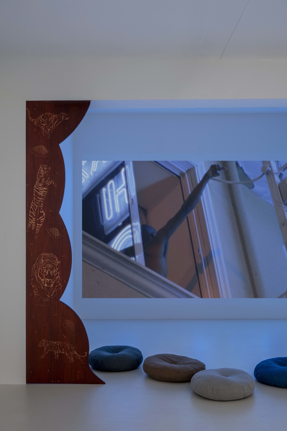 Exhibition view: Thomias Radin, Old Soul - New Soul, Esther Schipper, Seoul, 2024. Photo © Hyun Jun Lee