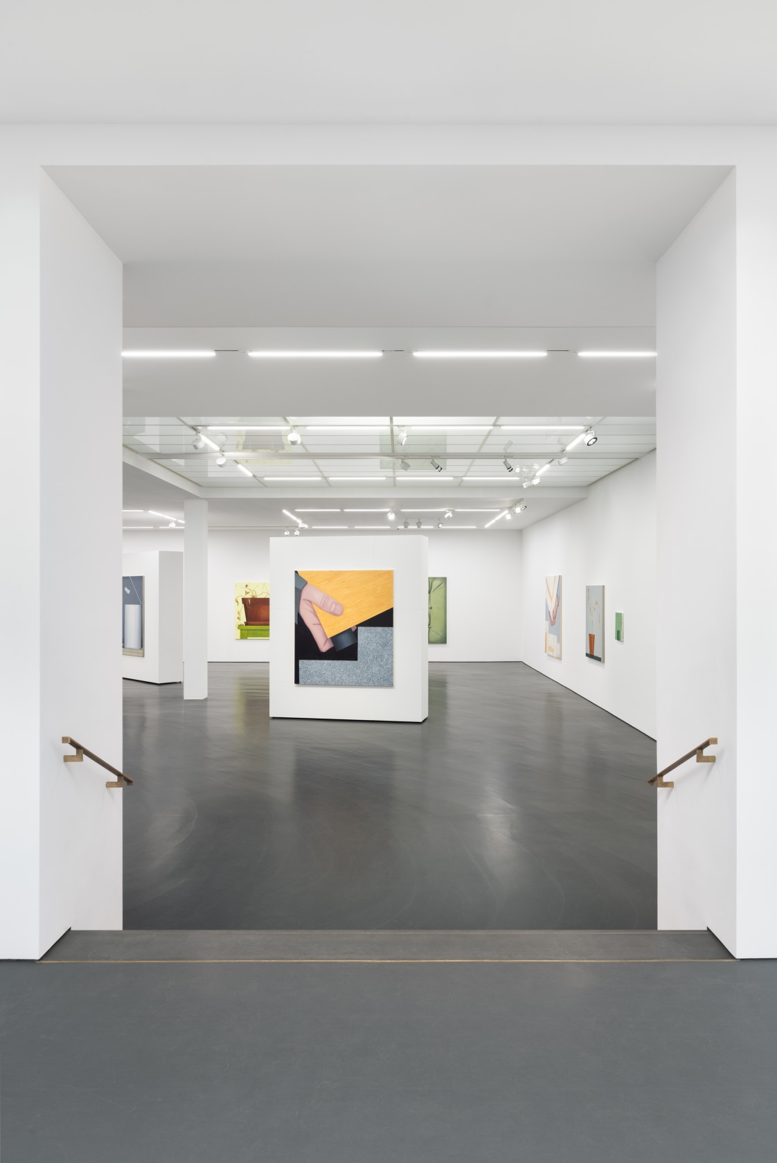 Exhibition view: Tomasz Kręcicki, Move, Esther Schipper, Berlin, 2025. Photo: © Andrea Rossetti.