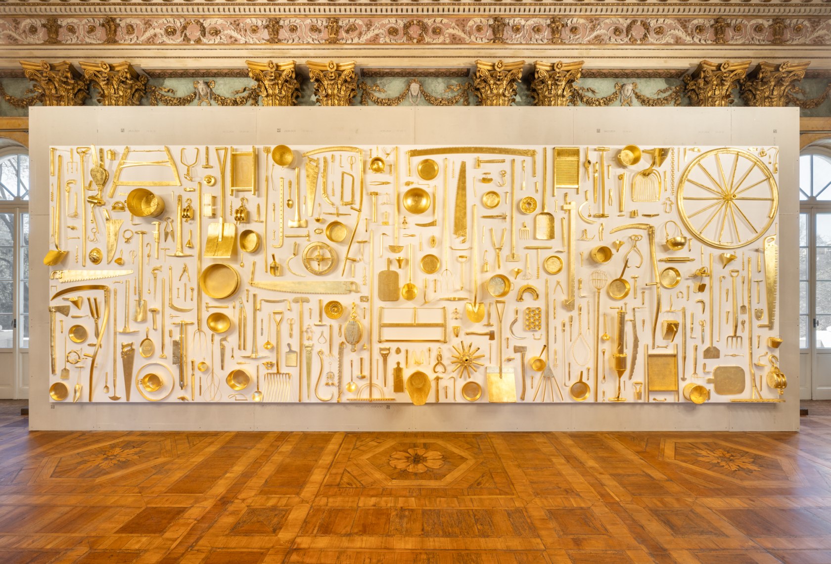 Exhibition view: Ugo Rondinone, terrone, GAM Galleria d'Arte Moderna di Milano, 2025. Photo © Andrea Rossetti