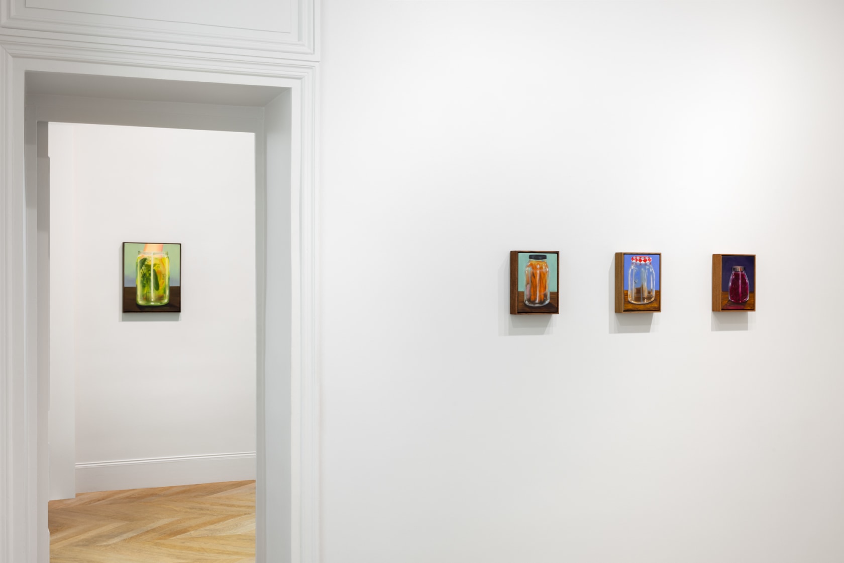 Exhibition view: Karolina Jabłońska, Jarred Kitchen, Esther Schipper, Paris, 2025. Photo © Andrea Rossetti