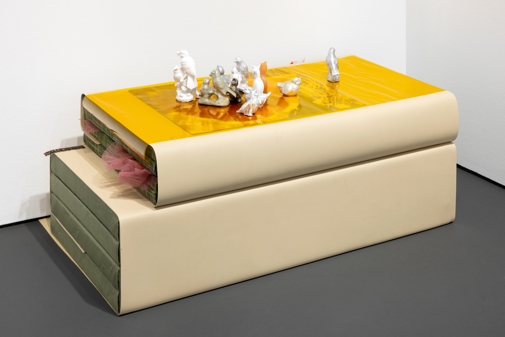 Exhibition view: Lotus L. Kang, Borne, Esther Schipper, Berlin, 2025. Photo © Andrea Rossetti