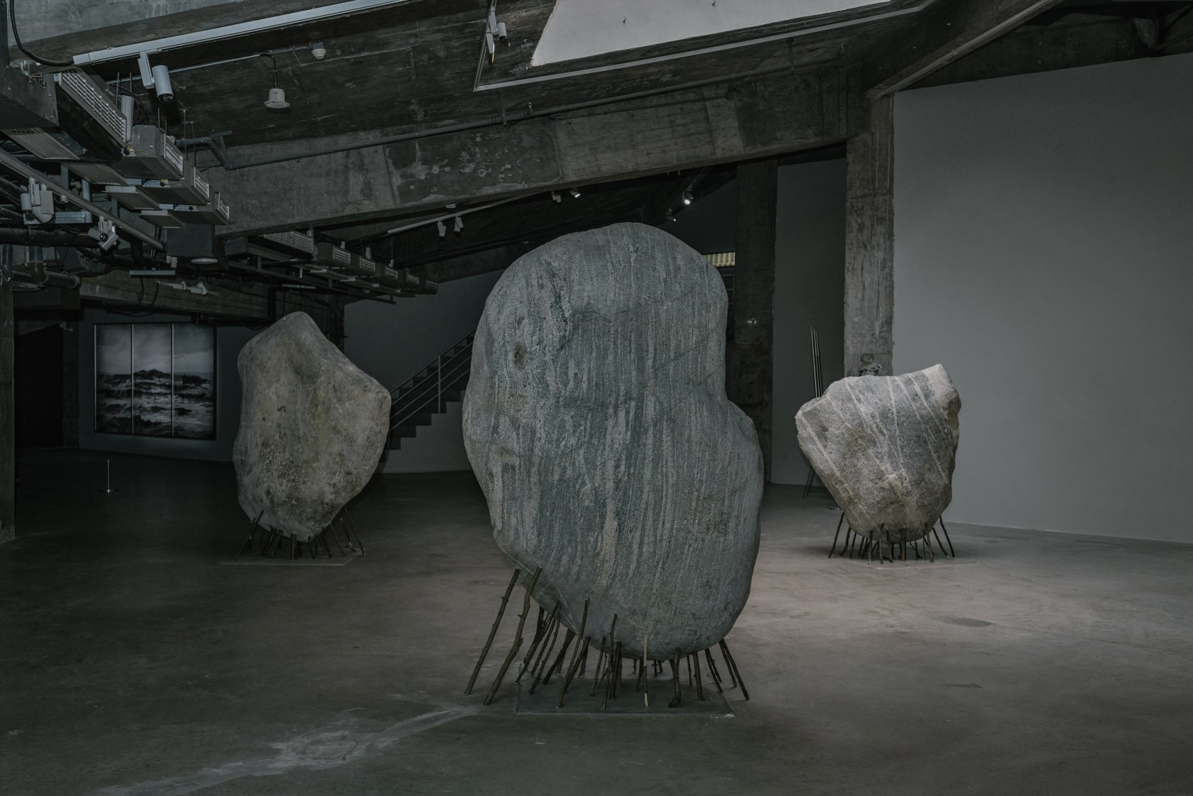 Exhibition view: Julius von Bismark, Tiān Gōng Kāi Wù: Rocks, Fire, Thunder, Beiqiu Museum of Contemporary Art, Nanjing, 2025. Photo...
