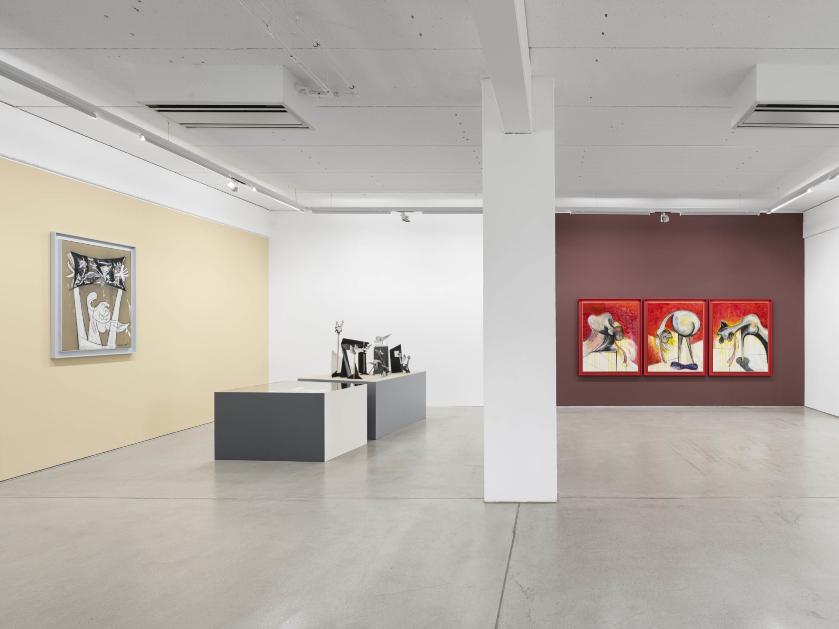 Exhibition view: Simon Fujiwara, Who’s Iconic? – Paintings, Drawings, and Maquettes from the Whoseum of Who the Baer, G2 Kunsthalle,...