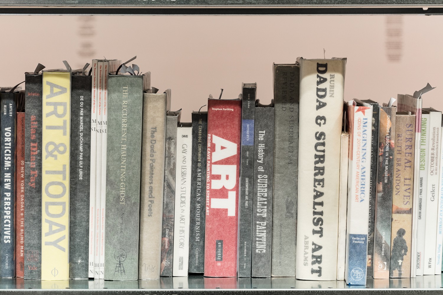 Exhibition view: Saâdane Afif, The Fountain Archives, Museo Jumex, Mexico City, 2019. Photo © Moritz Bernoully