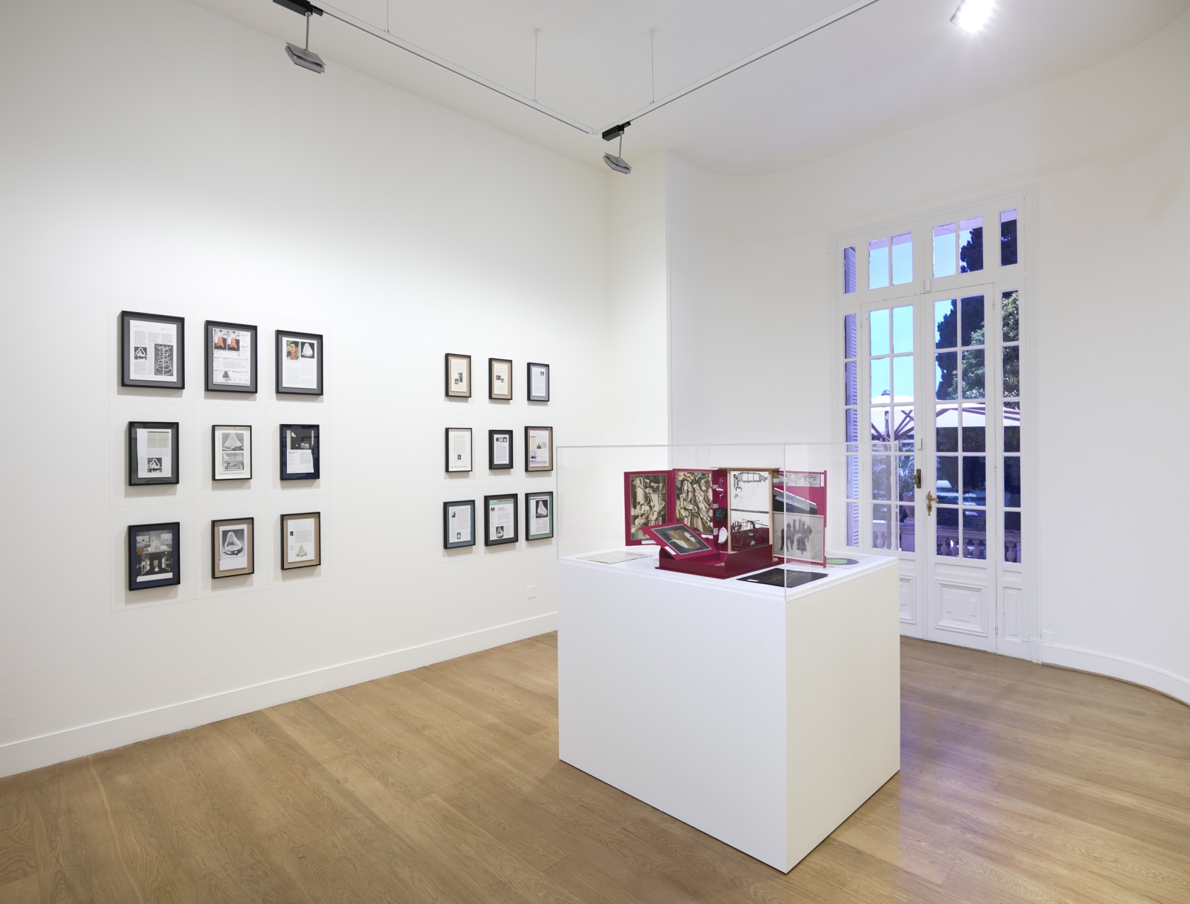 Exhibition view: Saâdane Afif, The Fountain Archives, Nouveau Musée National de Monaco, Monaco, 2017. Photo © NMNM/ François Fernandez