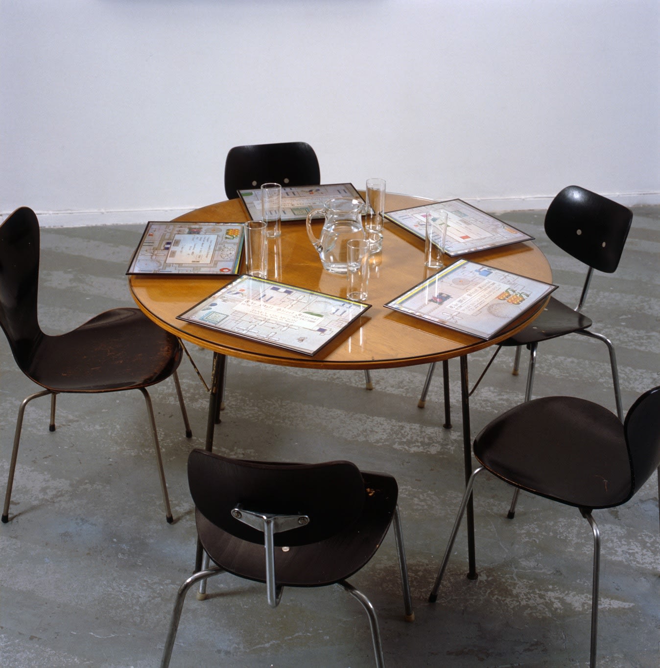 Exhibition view: Laura Emrick, Regolith and Reproduction, Esther Schipper, Cologne, 1991. Photo © Lothar Schnepf