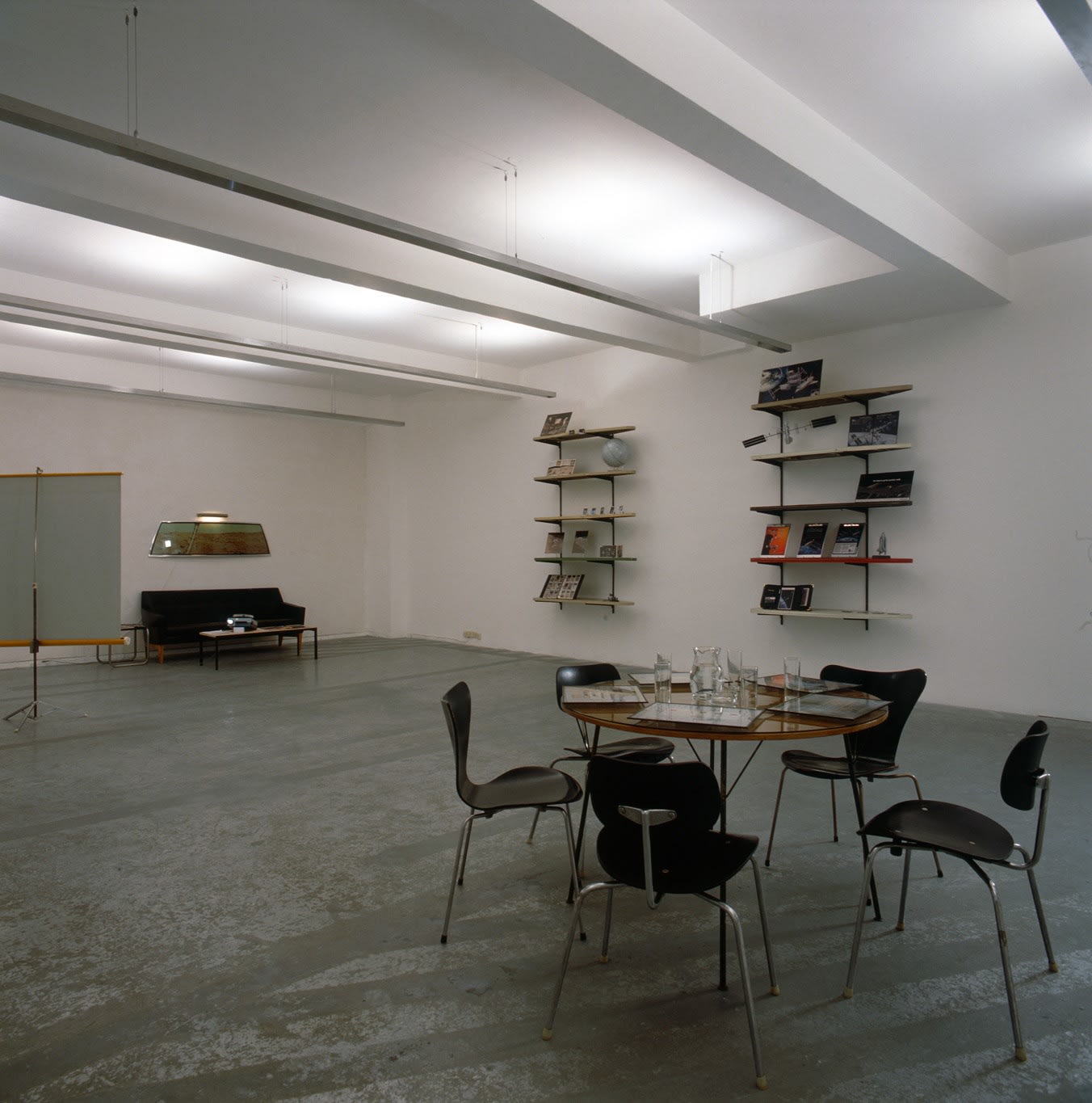 Exhibition view: Laura Emrick, Regolith and Reproduction, Esther Schipper, Cologne, 1991. Photo © Lothar Schnepf