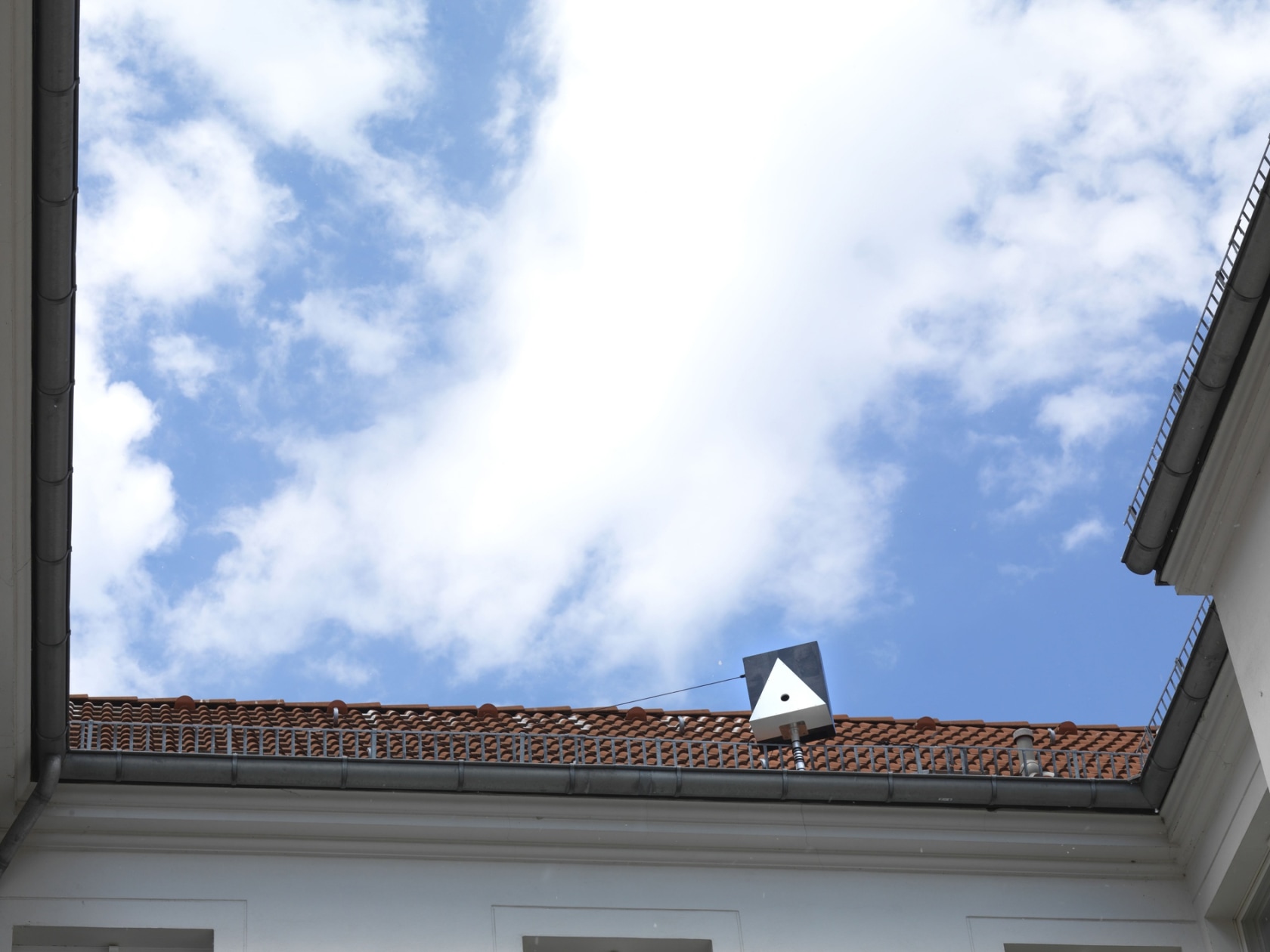 We sleep while you're awake, we're awake while you sleep, 2010 Mixed media Dimensions variable Photo © Jens Ziehe