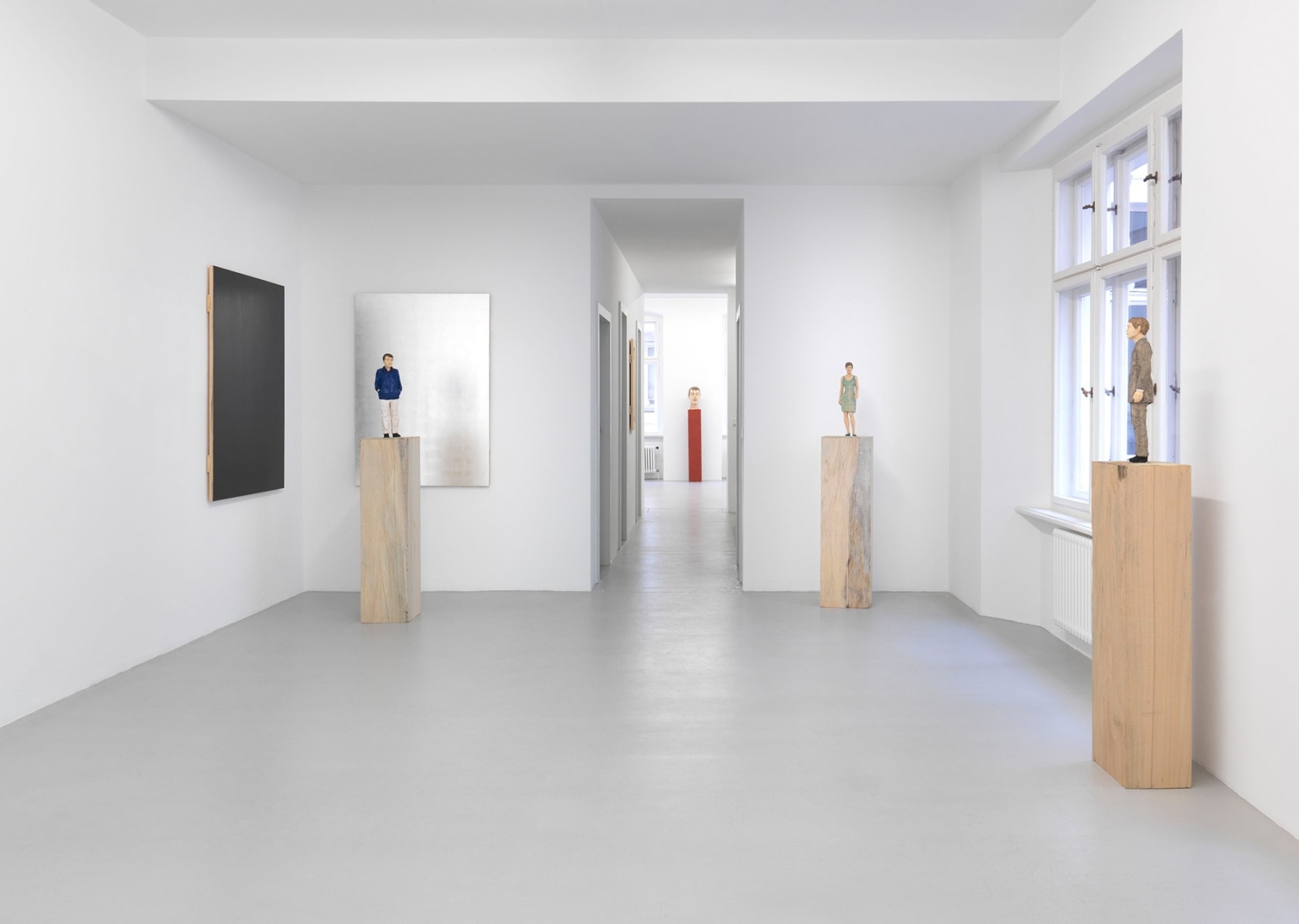 Exhibition view: Stephan Balkenhol, Johnen Galerie, Berlin, 2011 Photo © Jens Ziehe