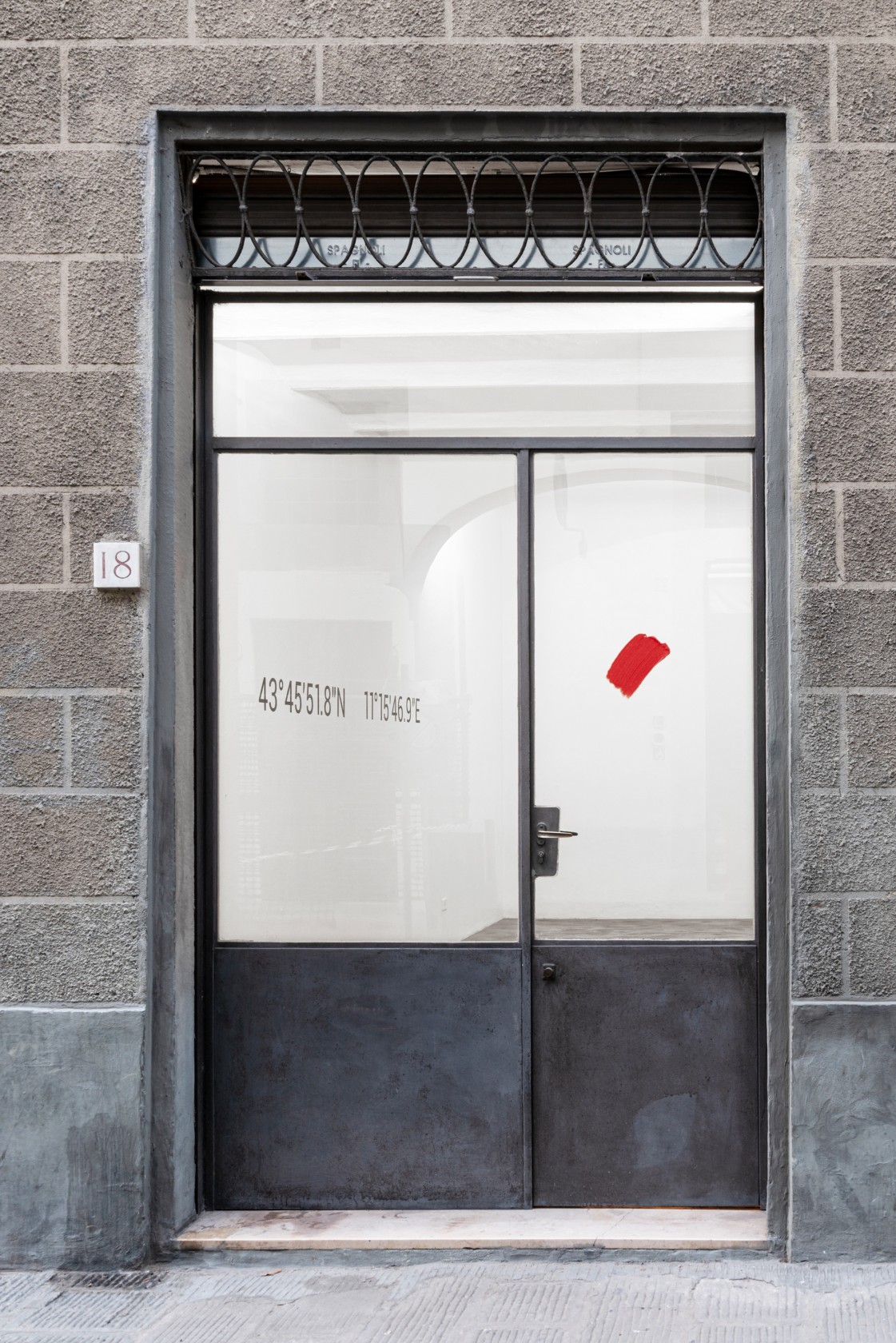 Exhibition view: 43°45’51.8″N 11°15’46.8″E, Base / Progetti per l'arte, Florence, 2020 © VG Bild-Kunst, Bonn, 2020 Photo © Leornardo Morfini