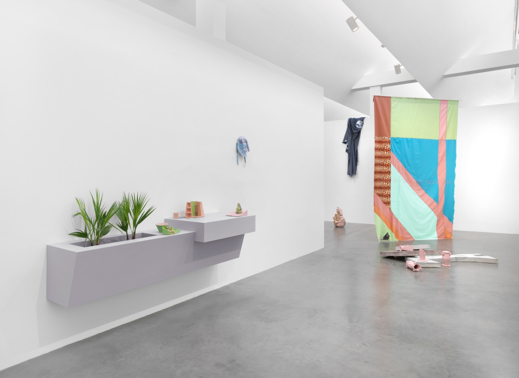 Exhibition view: Der unerfreuliche Zustand der Textur, KINDL – Centre for Contemporary Art, Berlin, 2020 Photo © Jens Ziehe