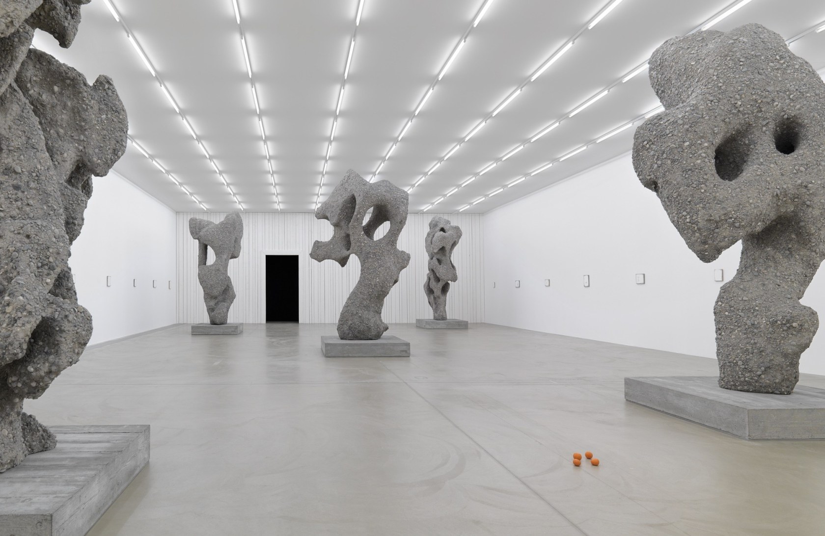 Exhibition view: the night of lead, Aargauer Kunsthaus, Aarau, 2010 Photo © Stefan Altenburger