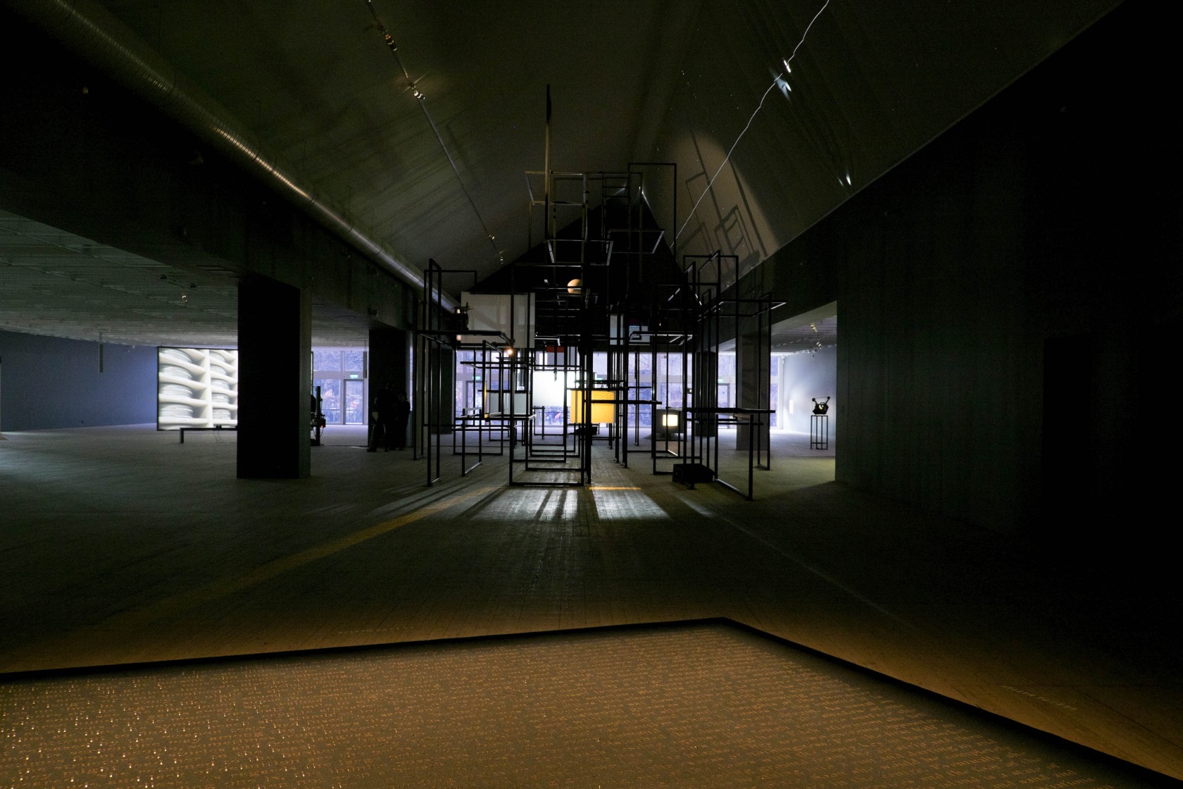 Exhibition view: Elements of Conduct, Malmö Konsthall, 2017 © VG Bild-Kunst, Bonn, 2020 Photo © Mizuki Kin