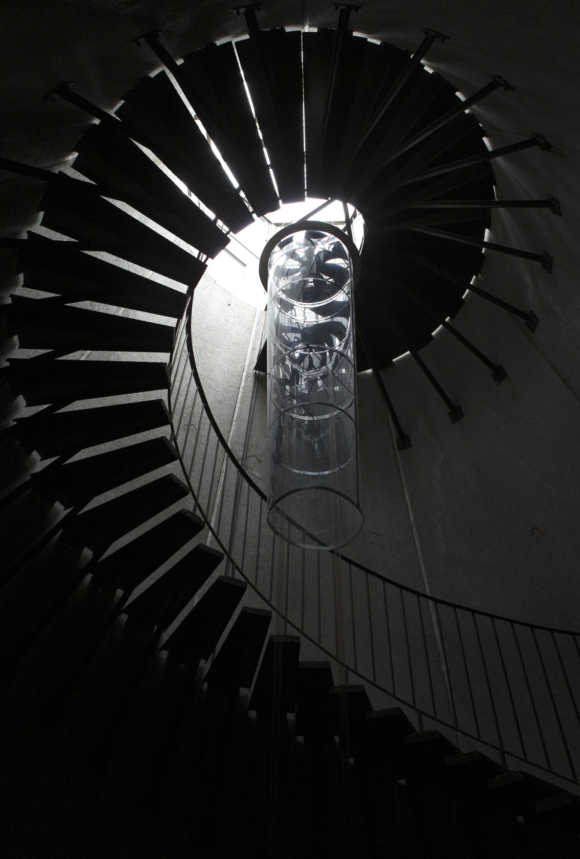 Exhibition view: Is it a two-dimensional analogy or a metaphor?, Centre international d'art du paysage Île de Vassivière, 2010 ©...