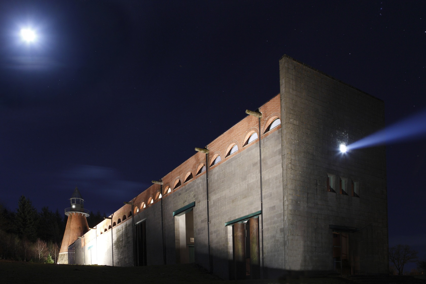 Exhibition view: Is it a two-dimensional analogy or a metaphor?, Centre international d'art du paysage Île de Vassivière, 2010 ©...