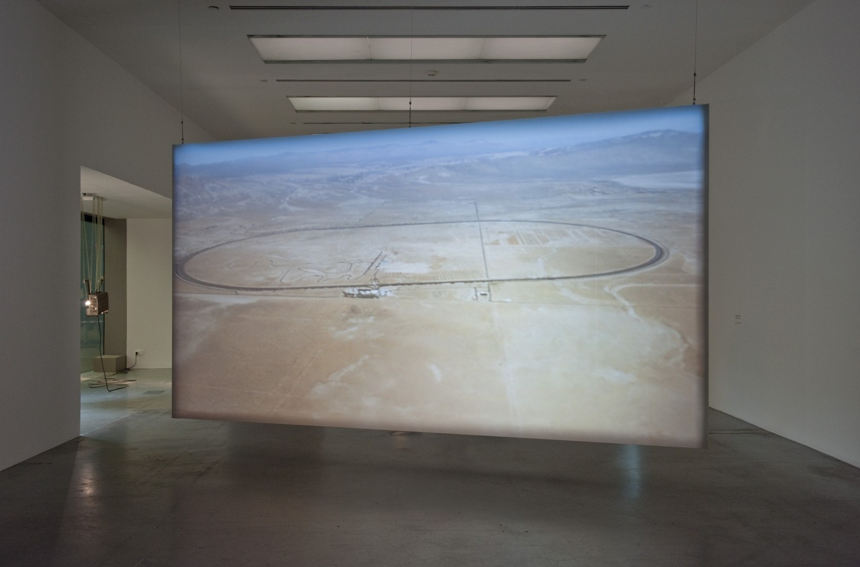 Exhibition view: Rosa Barba, Tate Modern, London, 2010–2011 © VG Bild-Kunst, Bonn, 2020 Photo © Rosa Barba