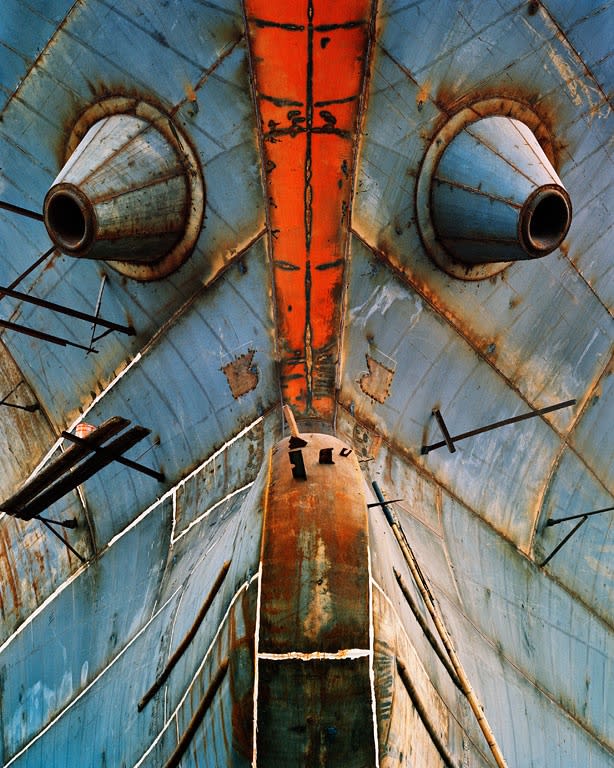 Edward Burtynsky, Shipyard #22, Qili Port, Zhejiang Province, China, 2005