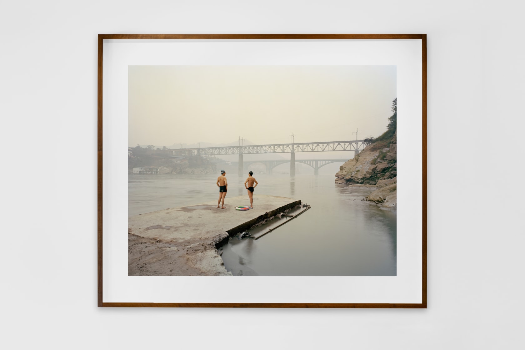 Nadav Kander, Yibin VIII, (Bathers), Sichuan Province, 2007
