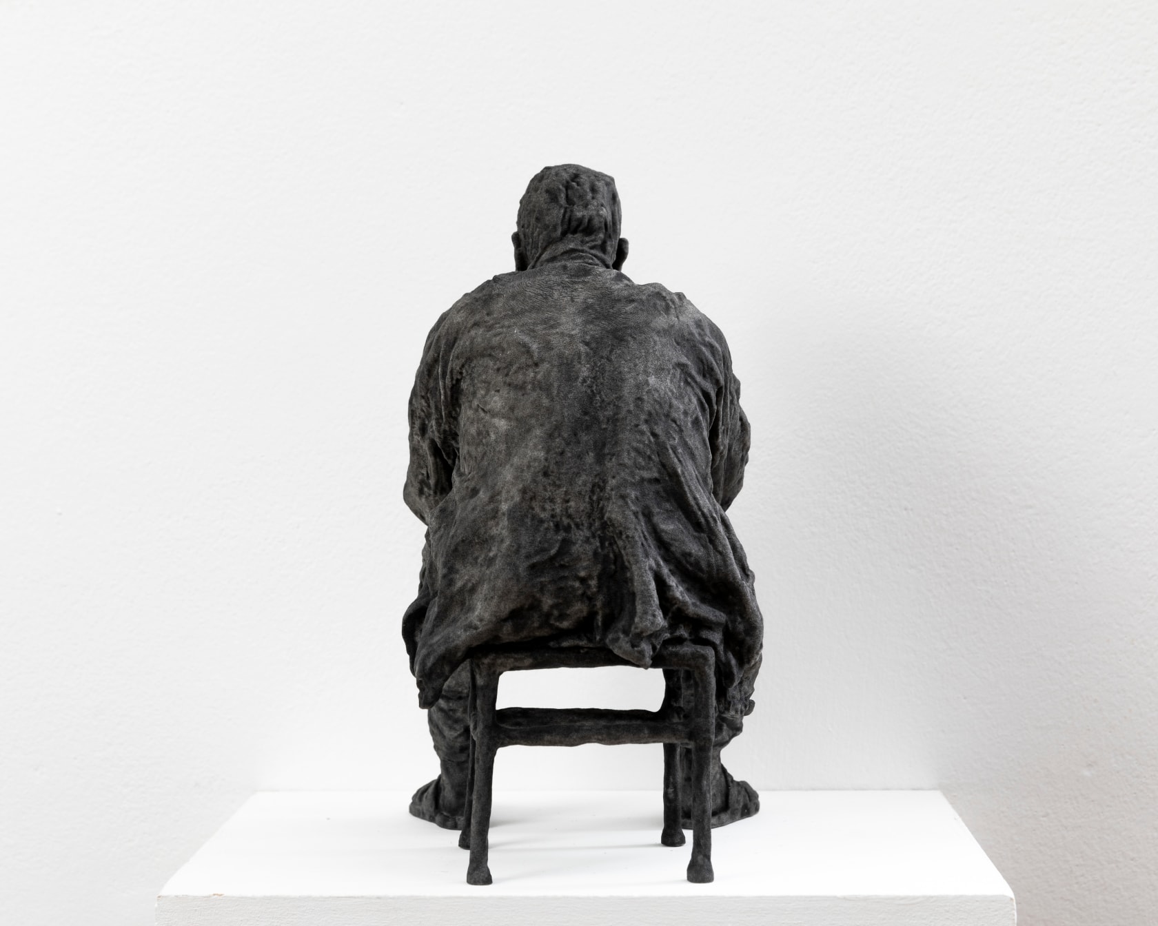 Sean Henry, Seated Man, 2016/2021
