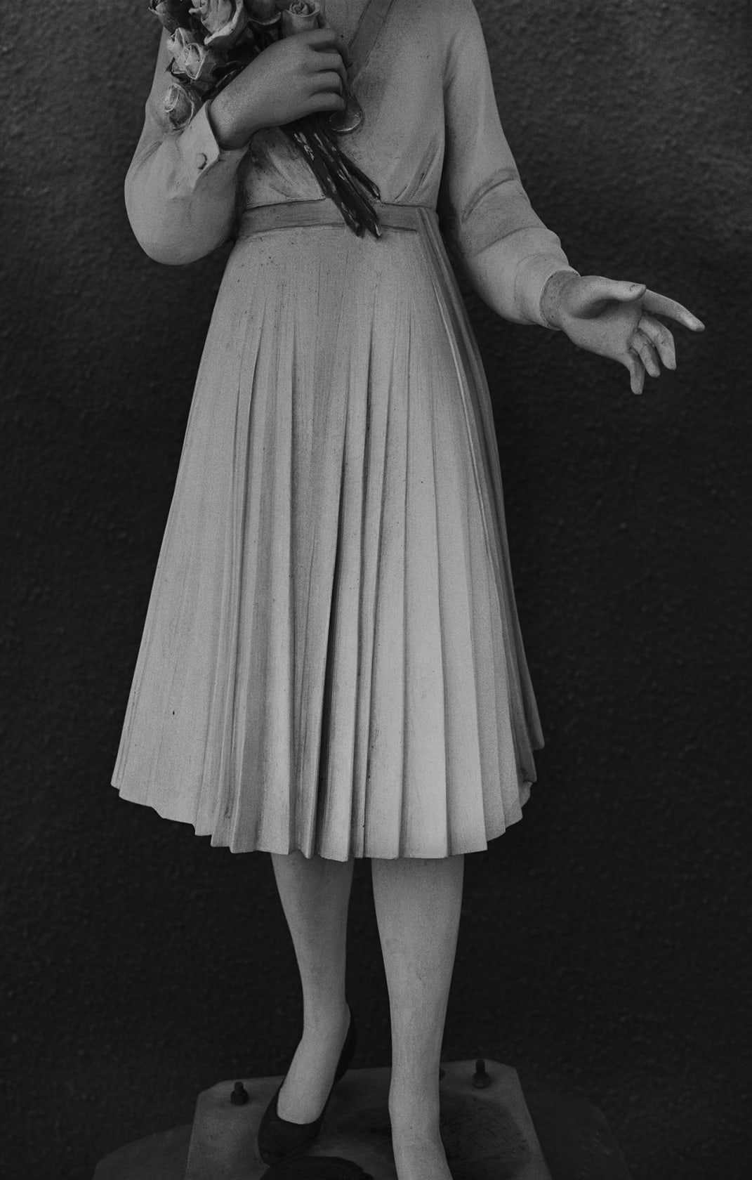 Nadav Kander, Lady of Learning (Concrete), Zambia, 1999