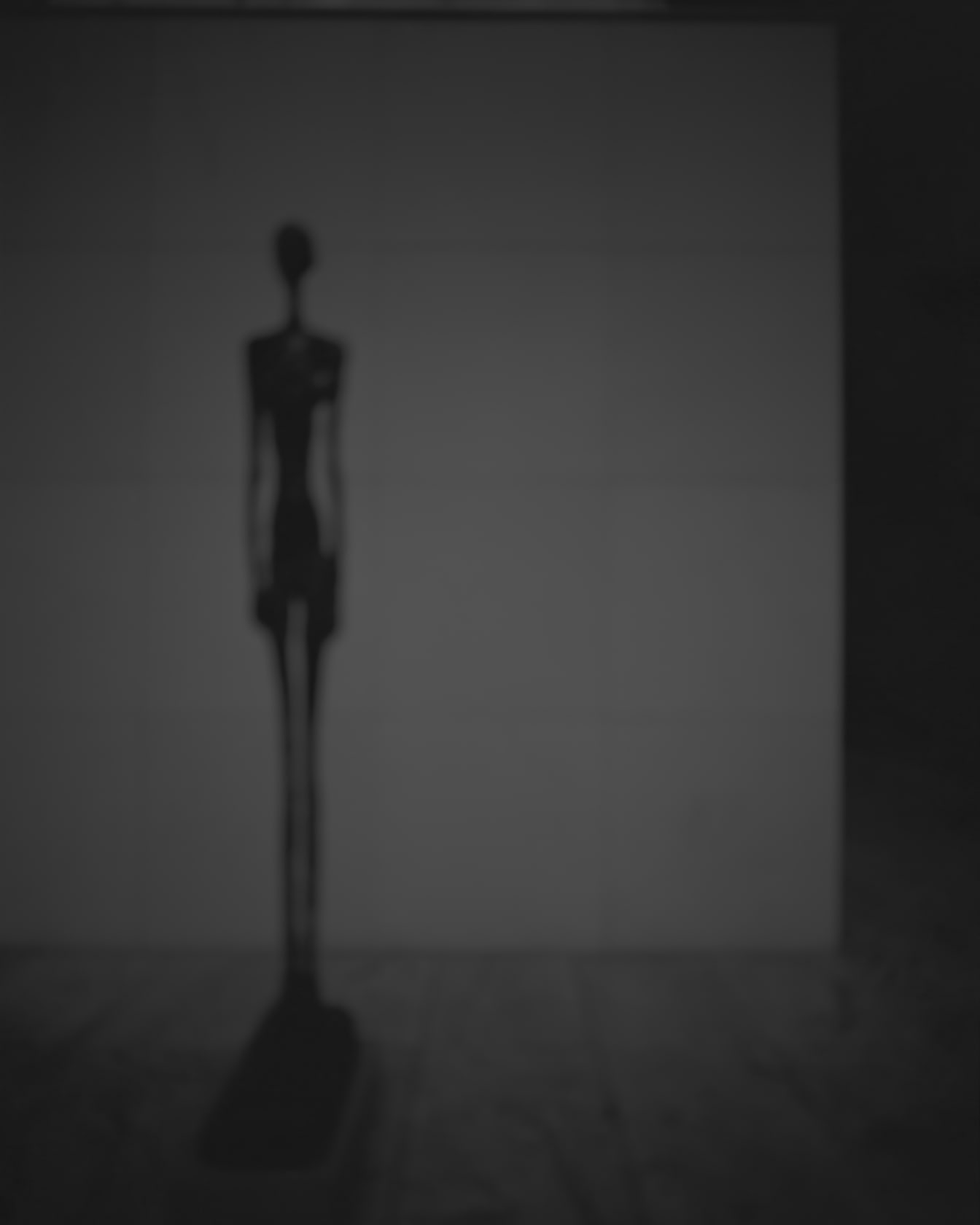 Hiroshi Sugimoto Past Presence 001, Tall Figure III, Alberto Giacometti, 2013 © 2019 Alberto Giacometti Estate / VAGA at Artists...