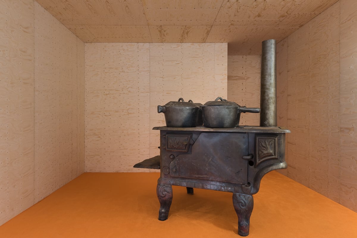 Rirkrit Tiravanija, untitled 2017 (nothing rhymes with lobscouse, labskaus, lapskaus, lobskovs), 2017