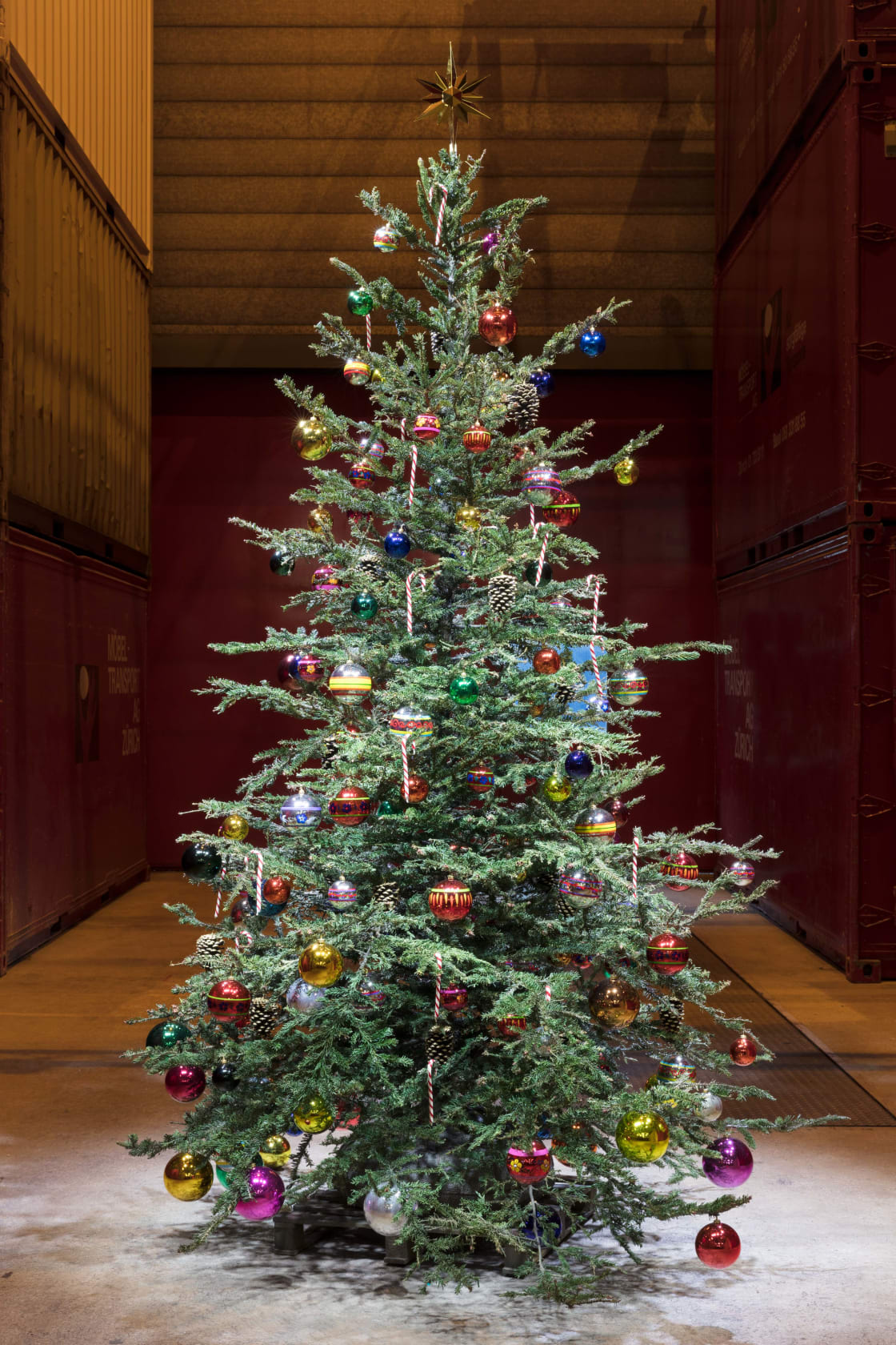 Philippe Parreno, Fraught Times: For Eleven Months of the Year it's an Artwork and in December it's Christmas (July), 2017