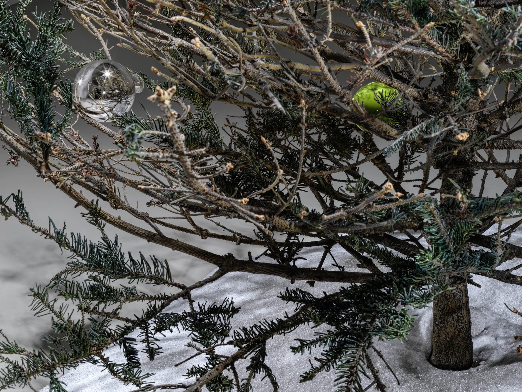 Philippe Parreno Fraught Times, UK 22nd–23rd March 20132020 Tree: Cast and painted stainless steel, glass and 5 glass ornaments Glass...