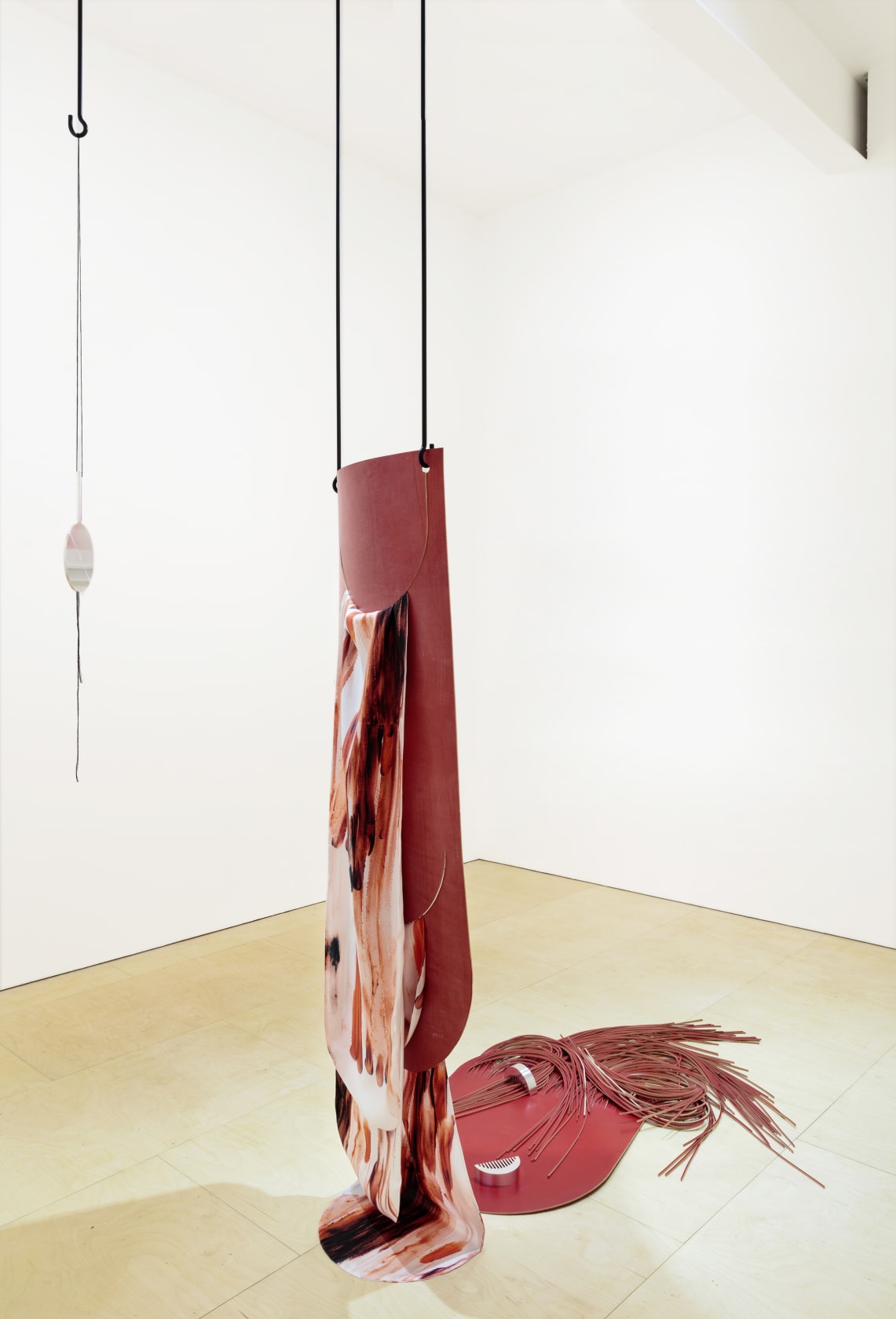 Claire Barclay, Fallen, 2015
